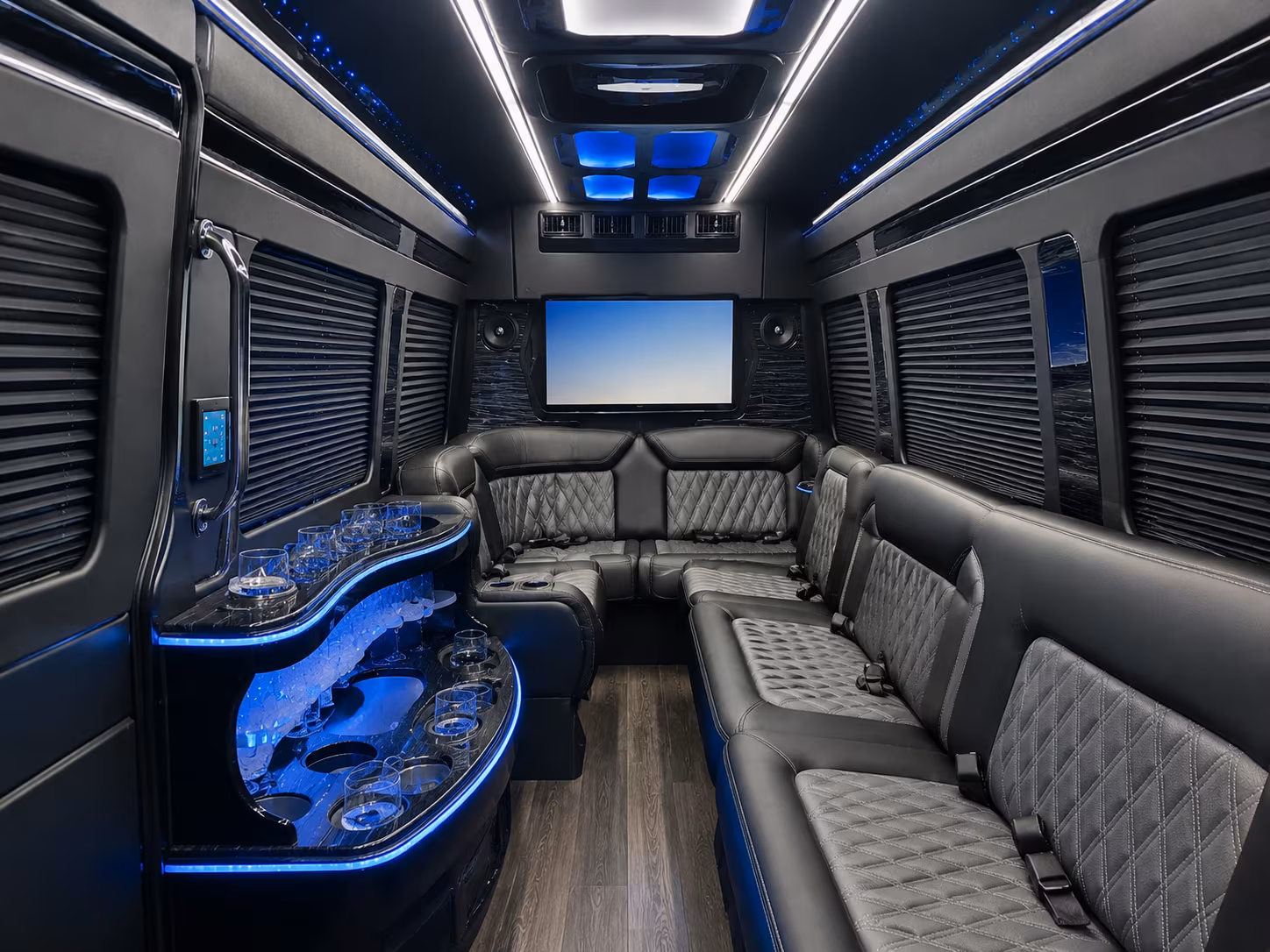 newportnewscharterbuscompany com can help you find prom transportation for all six newport news high schools